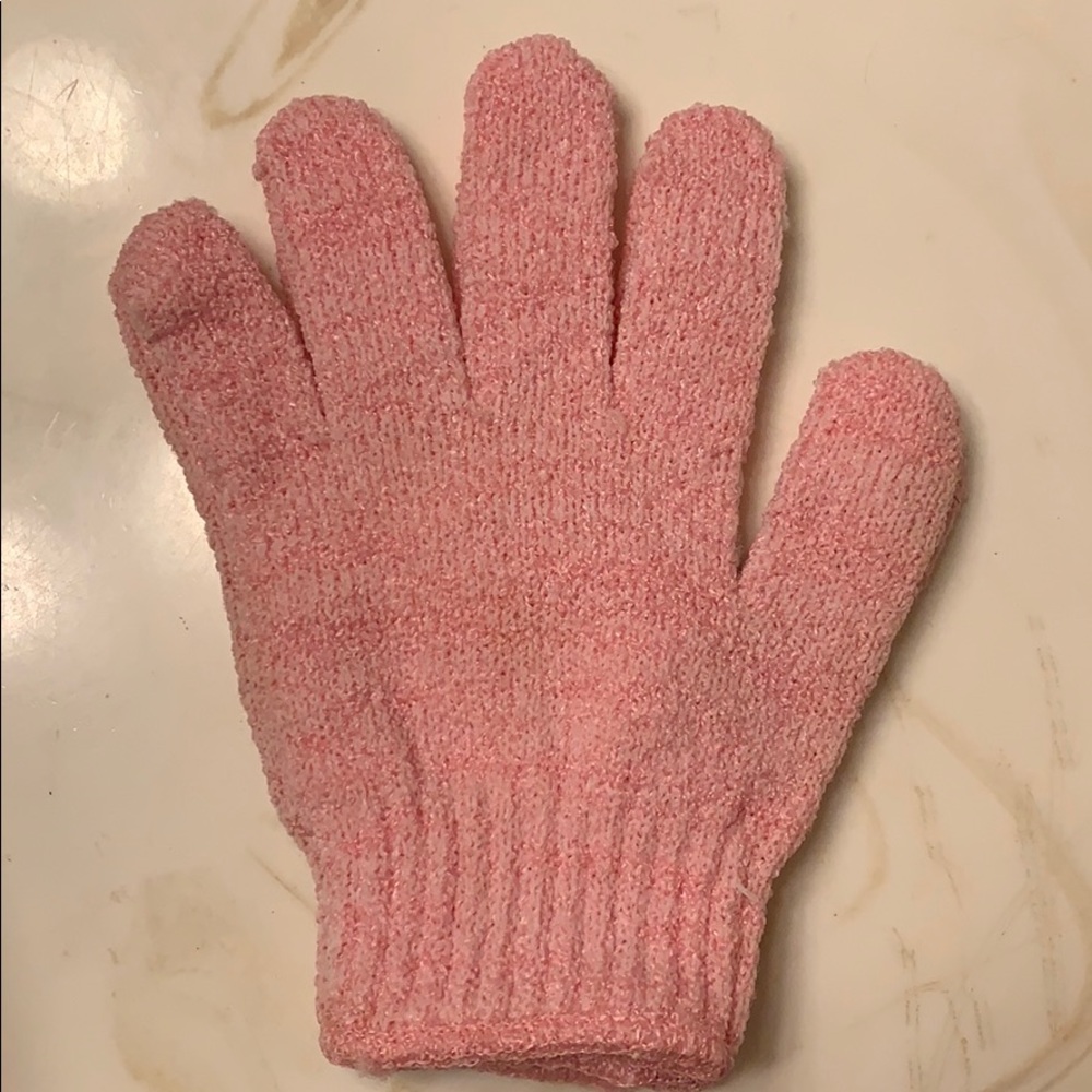 Shower gloves